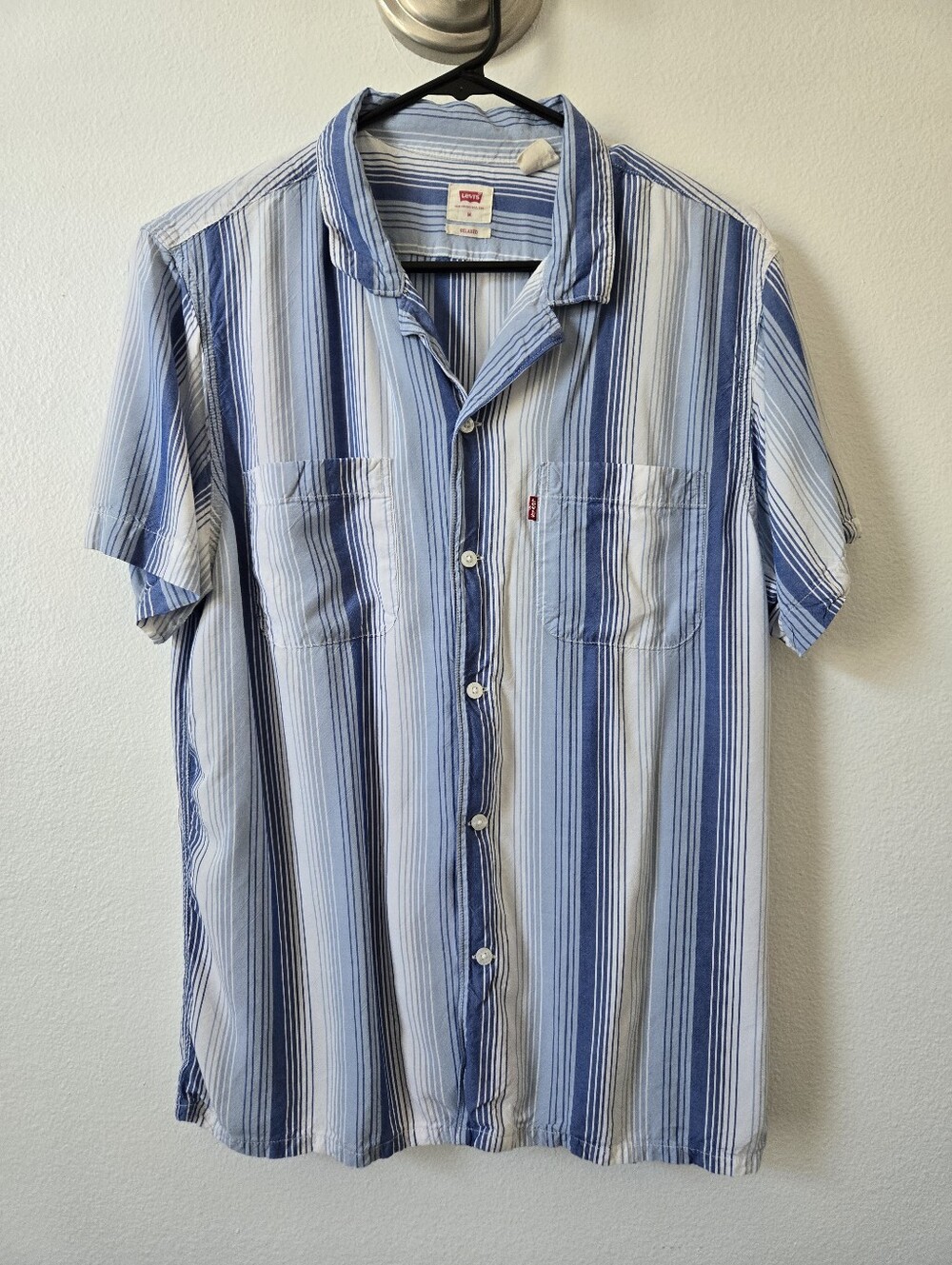 Levi's Short-Sleeve Blue & White Vertical Stripe Button-Up Shirt